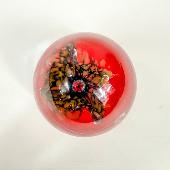 Caithness Scotland Red Poppy Egg Shaped Paperweight Limited Edition 27/500 2000 - Picture 5 of 7